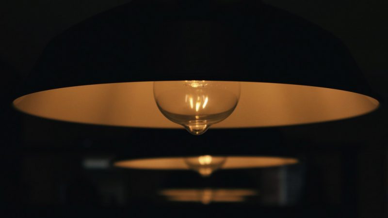 Lampy z betonu